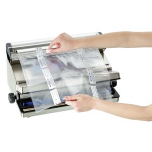 Vacuum sealer machine with professional coil support