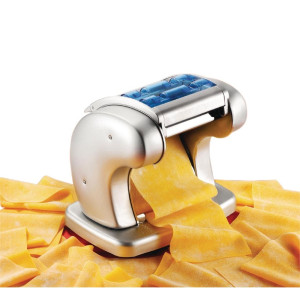 Electric Pasta Machine Pasta Presto: Performance and Versatility