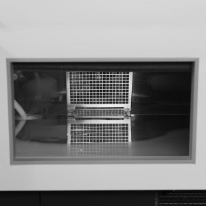 Schwarze Supermarkt-Kühlvitrine - 469 L - TEFCOLD