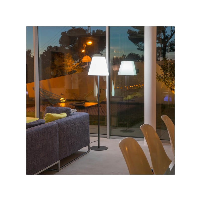 Verkabelte Stehlampe für den Außenbereich - Standy 150 cm - Lumisky Verkabelte Stehlampe für den Außenbereich - Standy 150 cm - Lumisky