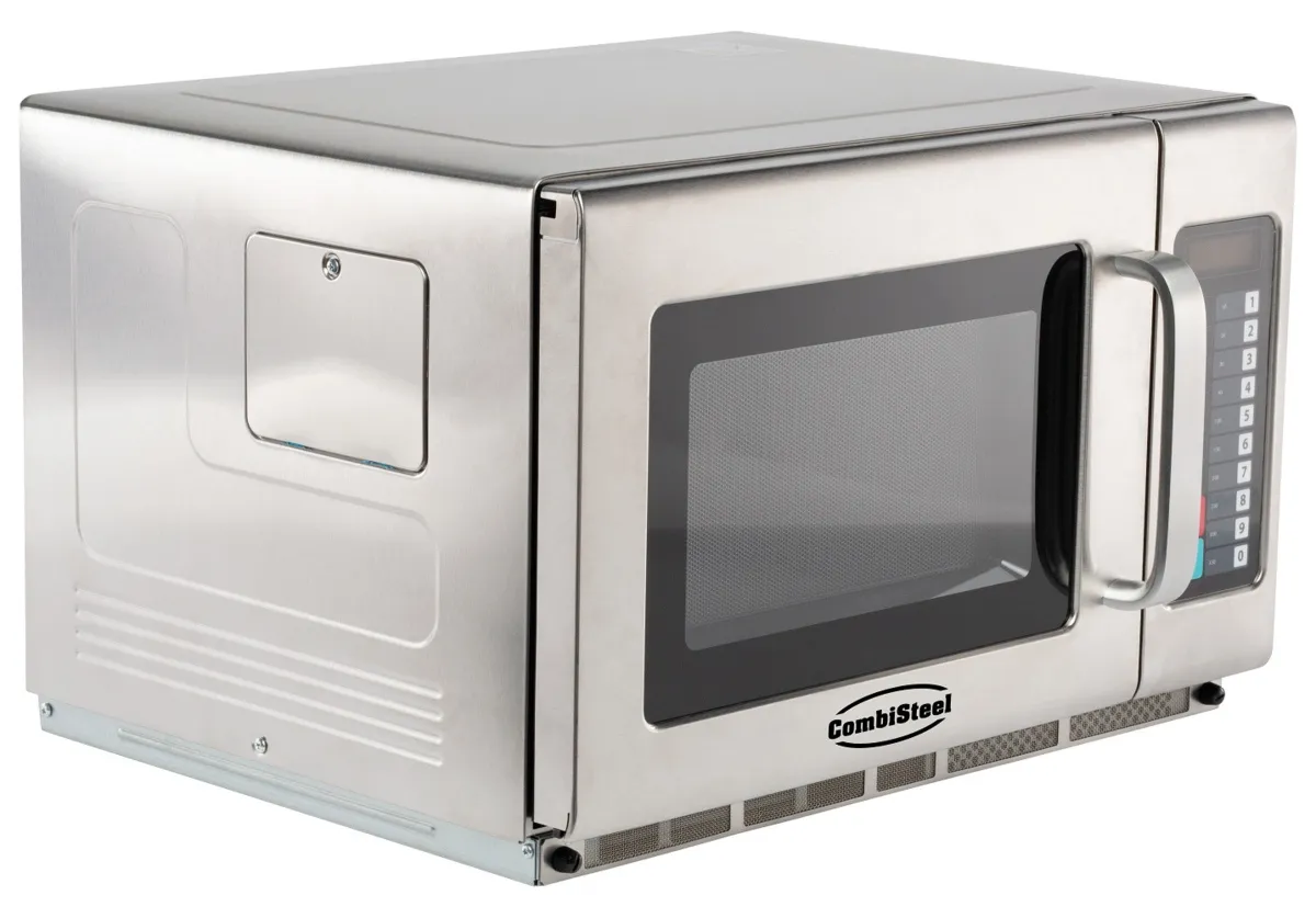 Vier Mikrowellen - 34 L - 3200 W