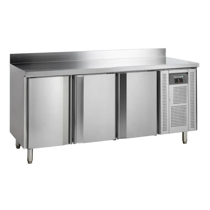 Tischkühlschrank mit Edelstahlrückwand - 3 Türen - GN 1/1