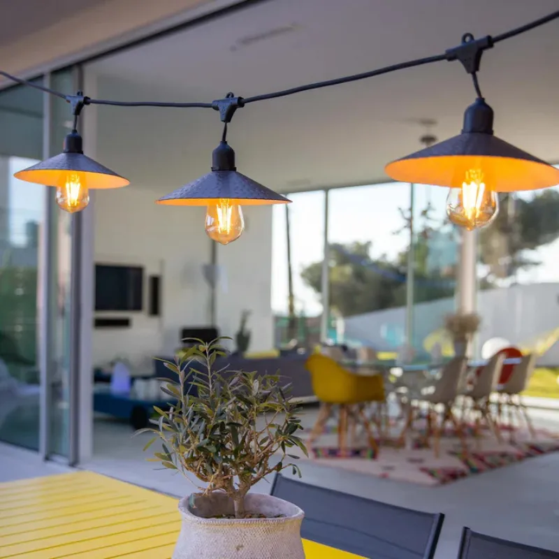 Solar-Lichterkette mit Lampenschirmen aus Stahl 6 m - Vinty Light Solar