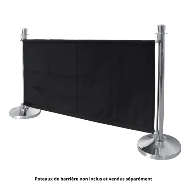 Schwarze Stoffbarriere mit Befestigungen